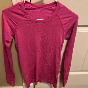HOT PINK LULULEMON LONG SLEEVE SWIFTLY